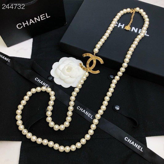 Chanel Pearl Necklace Long