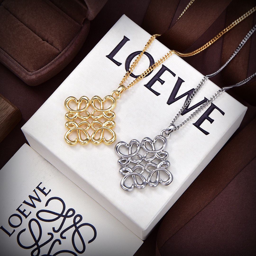 LOEWE LONG NECKLACE