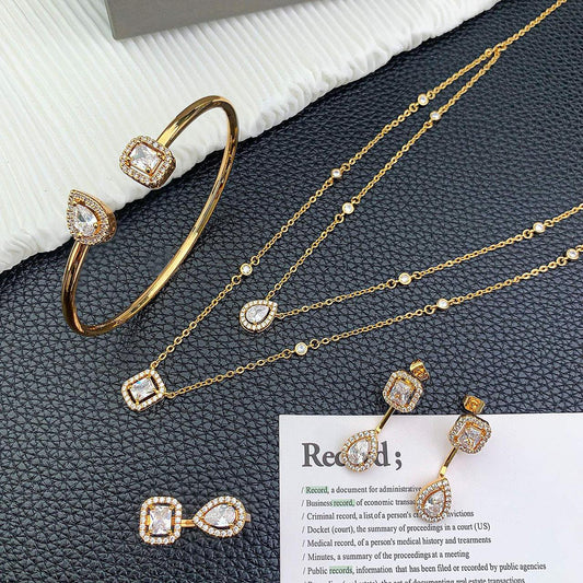 Mesika Jewellery set