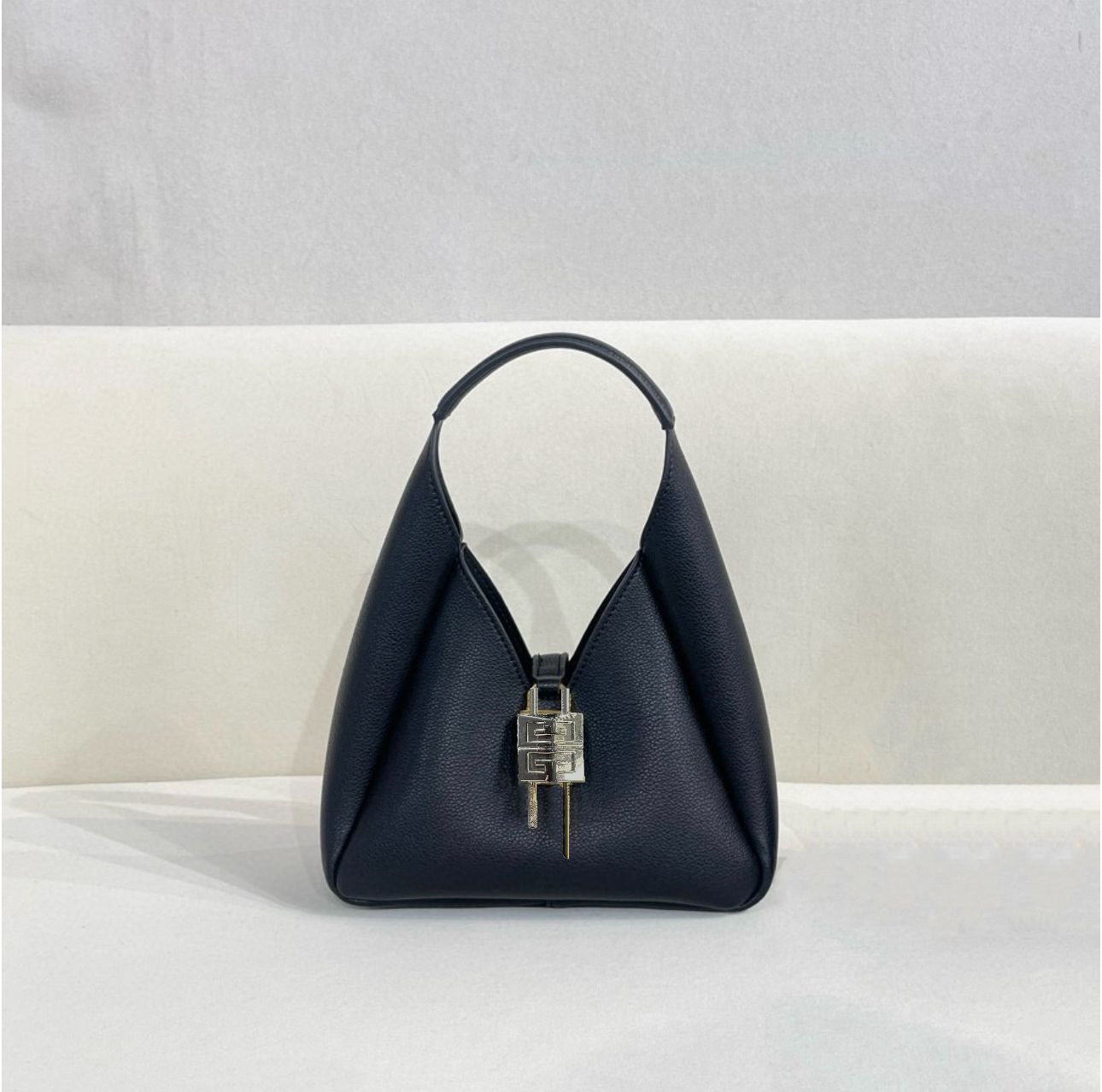 GIVENCHY G-Hobo Medium Shoulder Bag