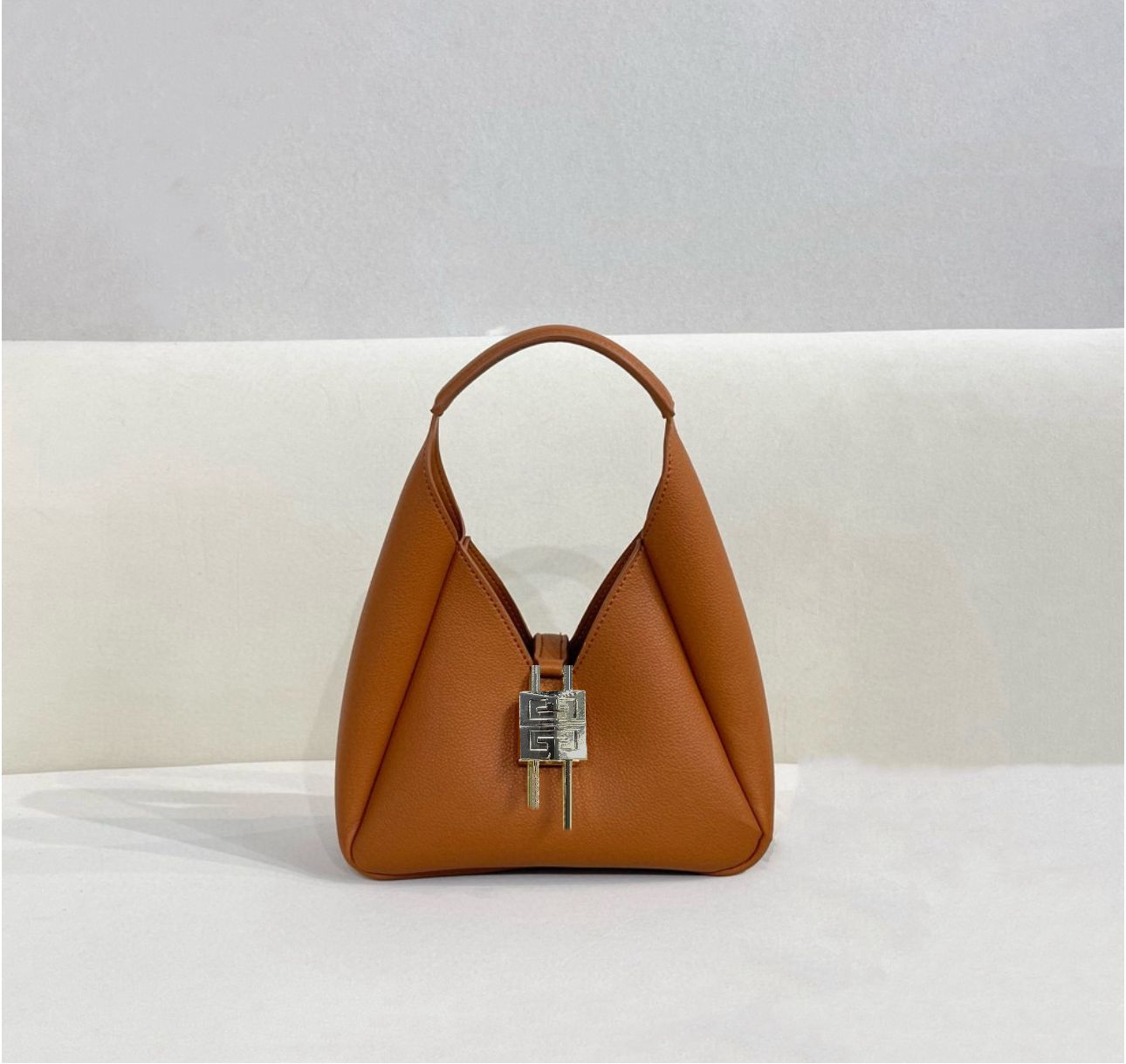 GIVENCHY G-Hobo Medium Shoulder Bag